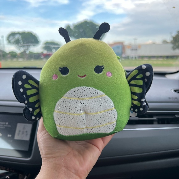 NWT 5” Kirsty the Butterfly Squishmallow - Picture 3 of 10